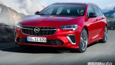 Vista anteriore Opel Insignia GSi Sports Tourer 2020