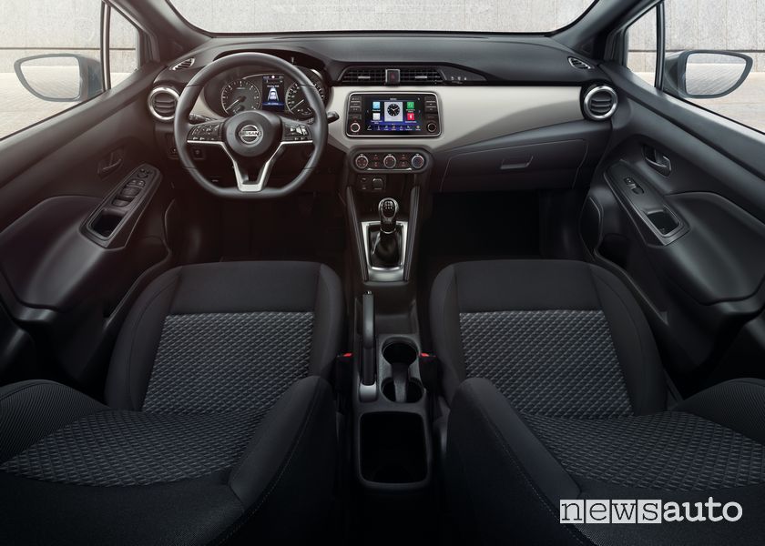 Interni, plancia strumenti Nissan Micra N-Tec