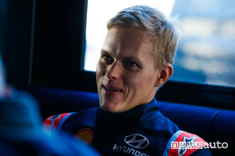 Ott Tanak pilota rally Hyundai Motorsport WRC 2020
