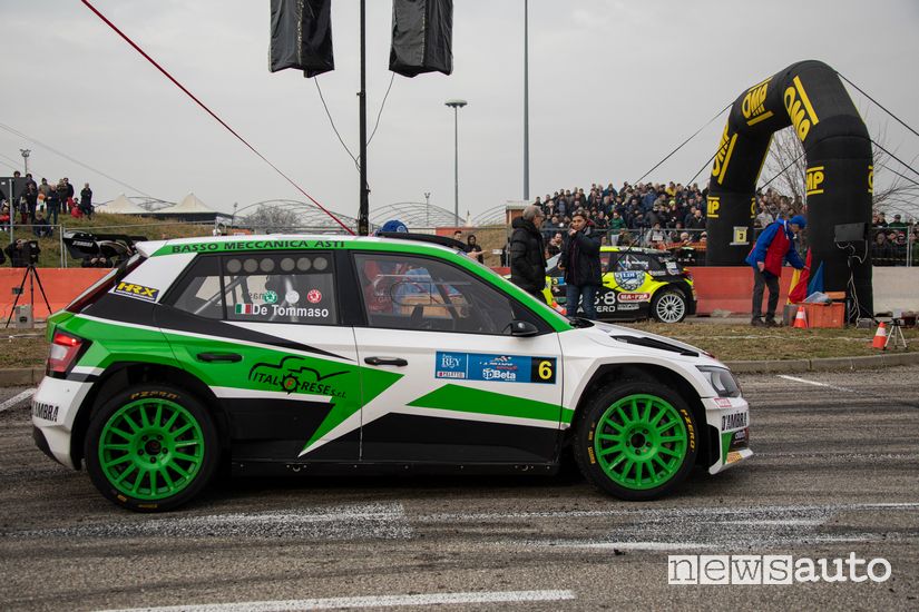 De Tommaso con la Skoda Fabia R5 ha vinto “La Grande Sfida”, nell'area esterna di Automotoretrò e Automotoracing 2020