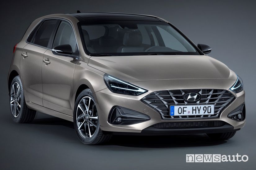 Vista anteriore Hyundai i30 2020