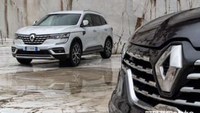 Losanga Renault nel frontale del Koleos
