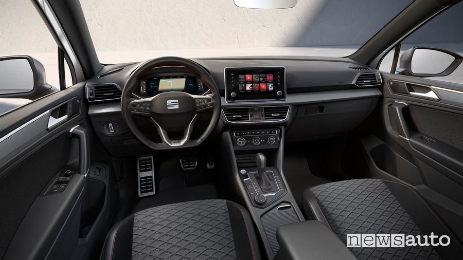 Volante, abitacolo Seat Tarraco FR