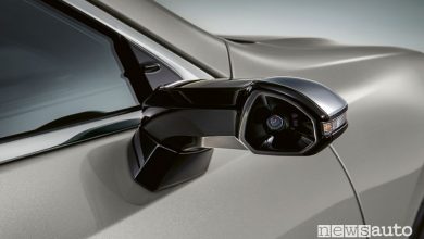 Specchietti virtuali telecamere Lexus ES 300h