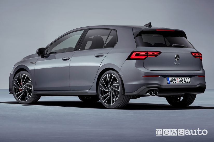 Vista posteriore Volkswagen Golf GTD 2020