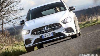 anteriore Mercedes B180d 2020