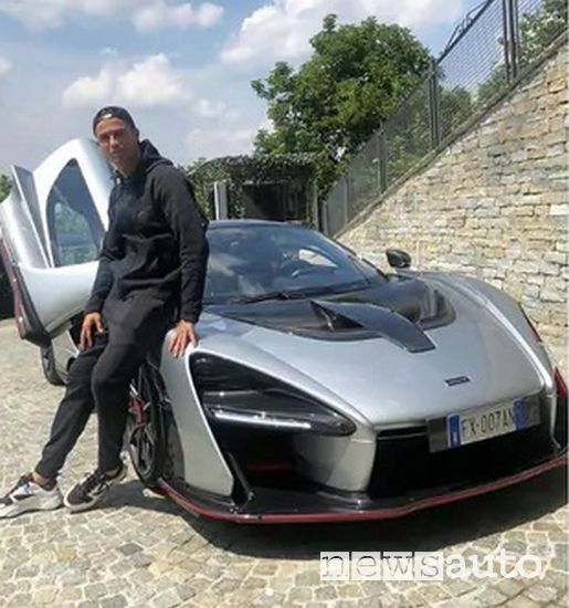Cristiano Ronaldo e la McLaren Senna è il calciatore che possiede più auto sportive da sogno