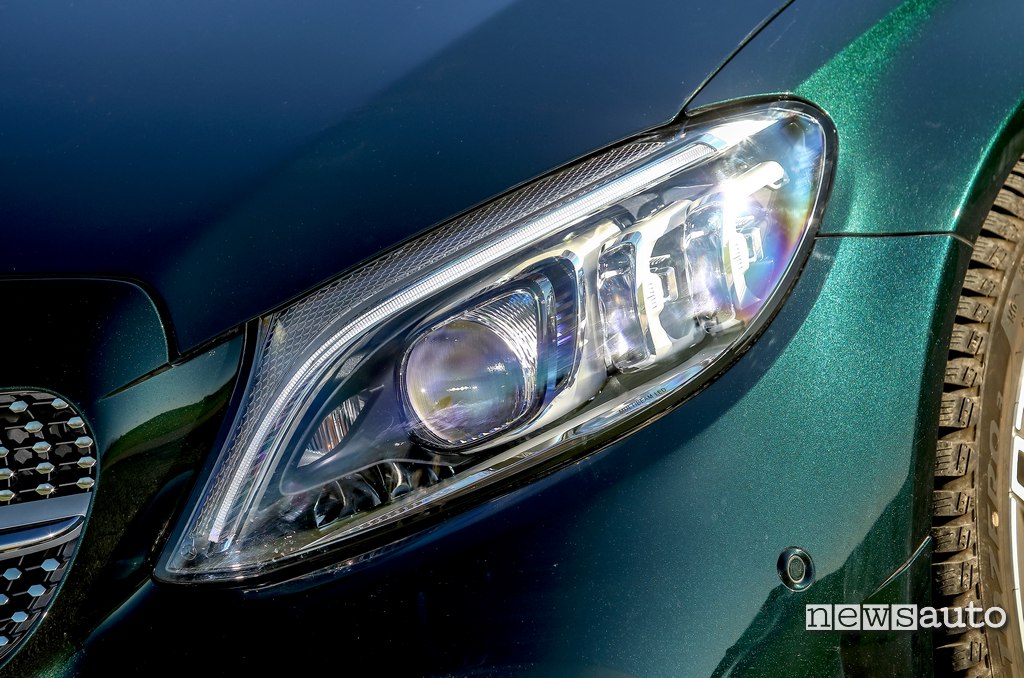 fari full led Mercedes C200 Hybrid