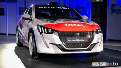 Vista anteriore Peugeot 208 Rally 4