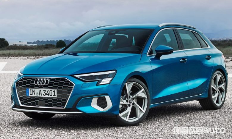 Vista di profilo Audi A3 Sportback 2020