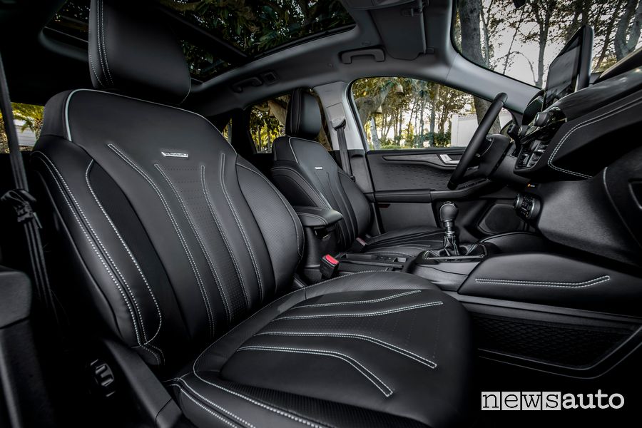 Sedili anteriori abitacolo Ford Kuga Vignale EcoBlue Hybrid
