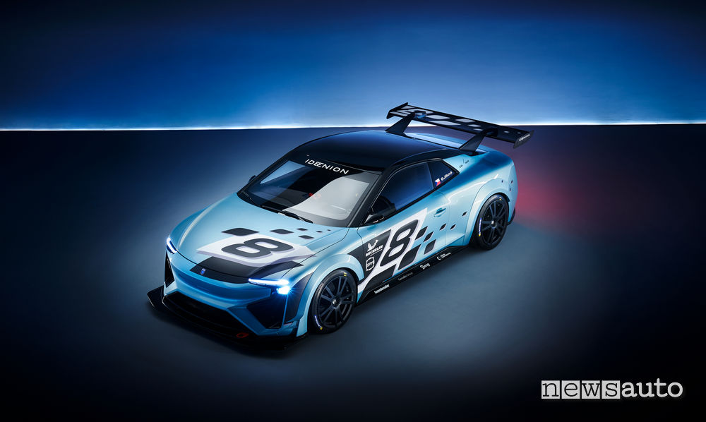 versione da corsa delle supercar Gumpert Nathalie