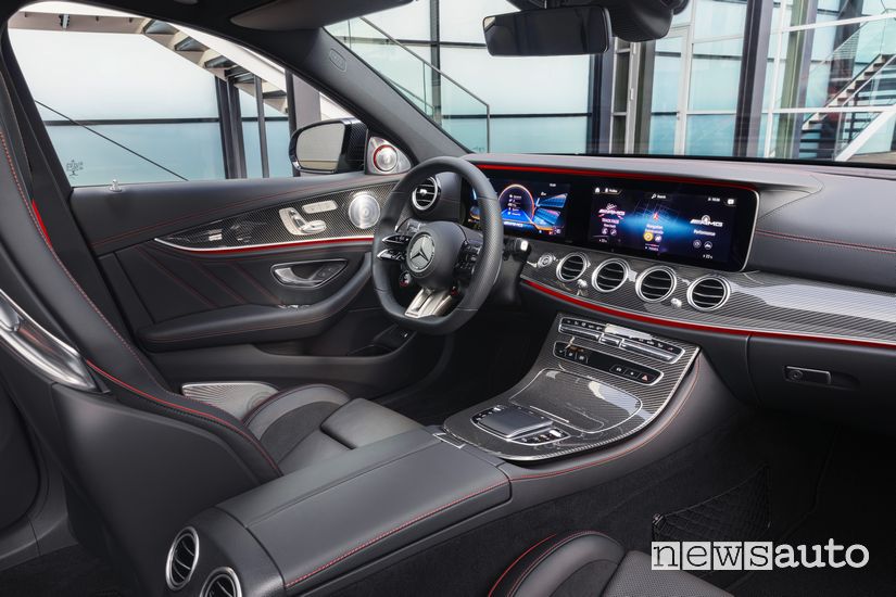 Plancia strumenti interni Mercedes-AMG E 53 4Matic+