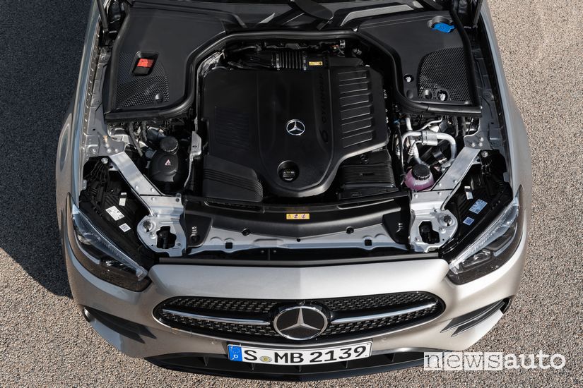 Vano motore V6 Mercedes-Benz Classe E 2020 AMG Line
