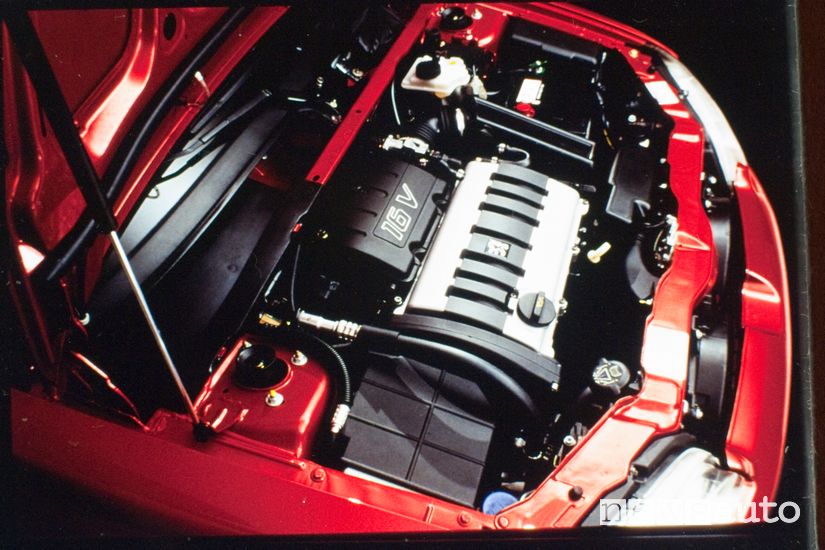 Vano motore 1.6 16V Peugeot 106 GTI 16V del 1996