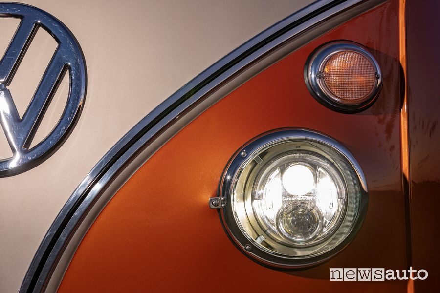 Faro anteriore a led Volkswagen e-Bulli elettrico