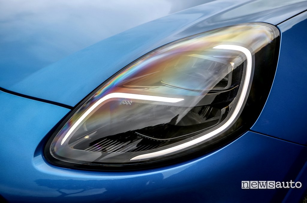 test faro anteriore full led Ford Puma ST-Line X
