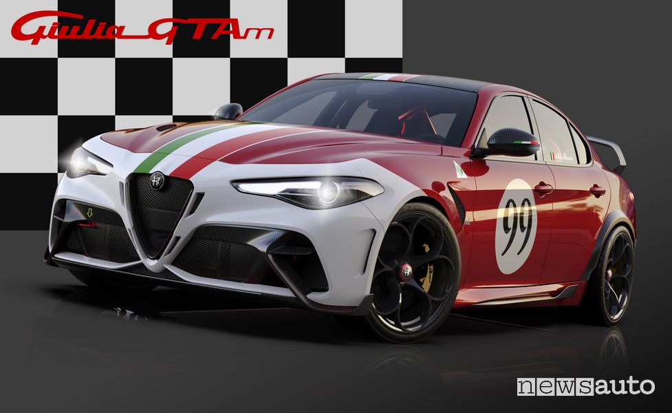 Vista di profilo Alfa Romeo Giulia GTAm livrea Rosso GTA con il tricolore sul cofano