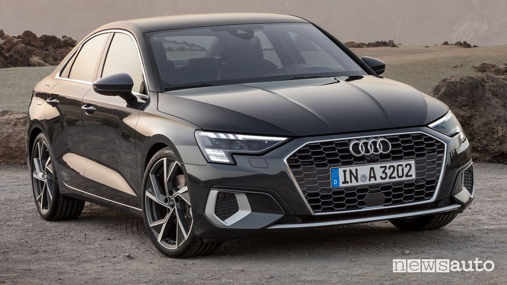 Audi A3 Sedan berlina benzina diesel e ibrida caratteristiche e prezzo newsauto