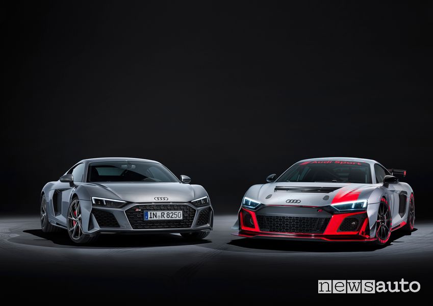 udi R8 V10 RWD insieme all'Audi R8 LMS GT4