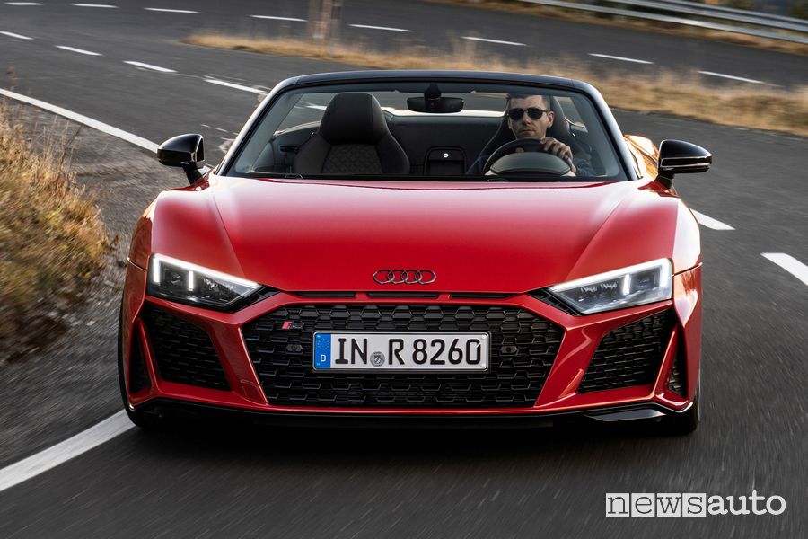 Frontale Audi R8 V10 RWD Spyder