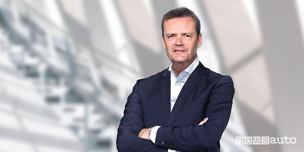Responsabile della ricerca e sviluppo Daimelr e Mercedes-Benz Markus Schäfe