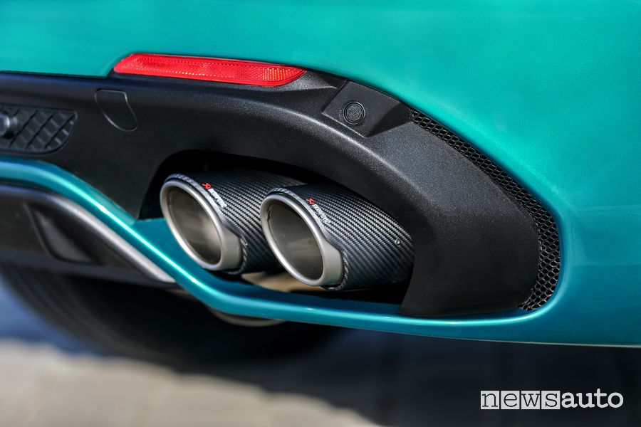 Scarico Akrapovic sull’Alfa Romeo Giulia Quadrifoglio