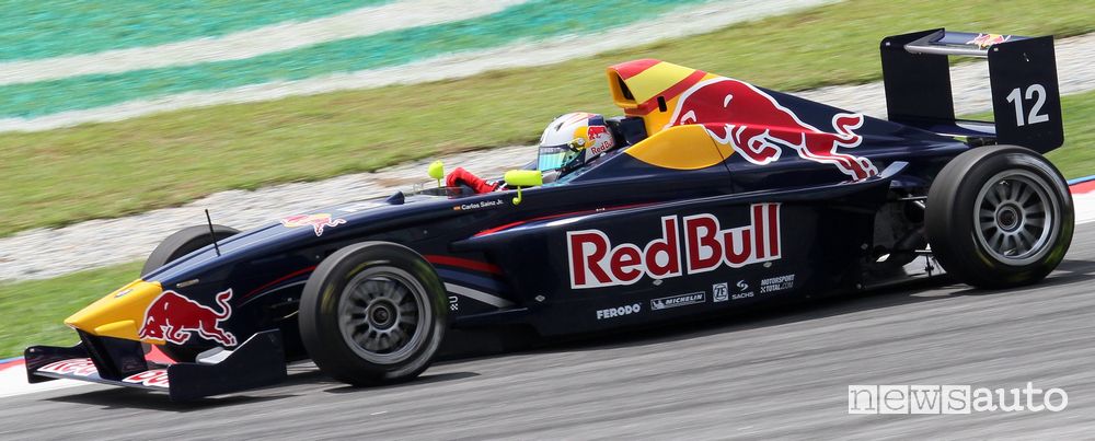 Sainz impegnato nel Campionato europeo di Formula BMW nel 2010