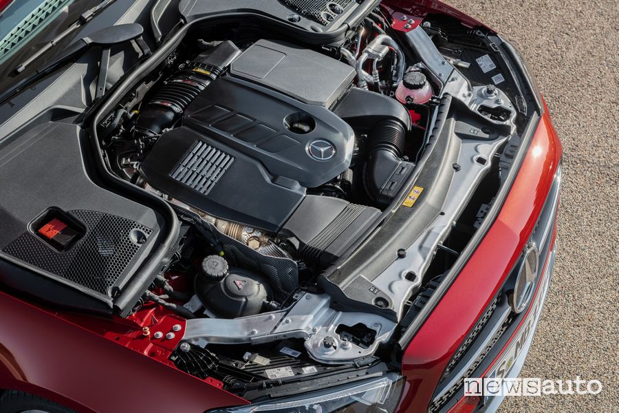 Vano motore Mercedes-Benz Classe E Cabriolet