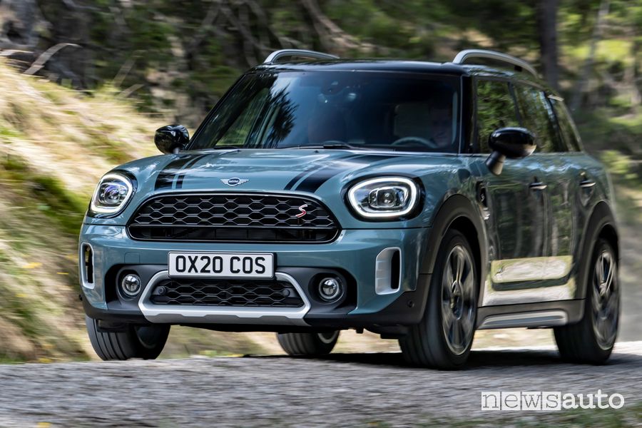 Vista anteriore Mini Cooper S Countryman