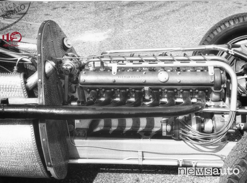 Motore 8 cilindri in linea dell'Alfetta 158 del 1938