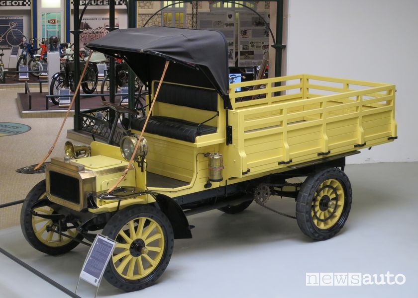 Peugeot Type64 1905, il primo camion della storia Peugeot 