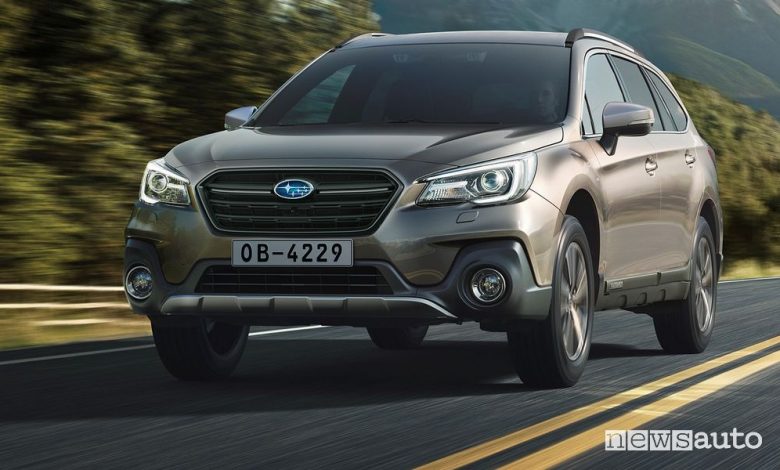 Vista anteriore Subaru Outback 4Advanced