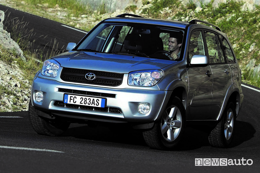 Toyota Rav4 2^ generazione 2000