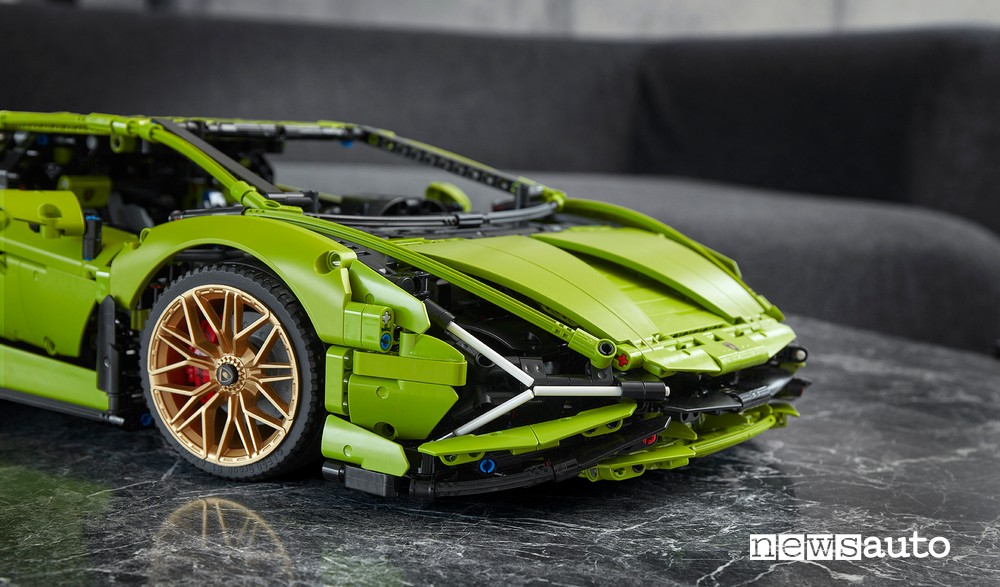 Lamborghini Siàn nella versione Lego auto giocattolo