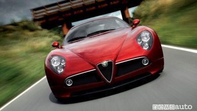 Frontale Alfa Romeo 8C Competizione, 2006
