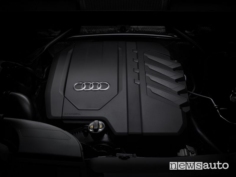 Vano motore Audi Q5 40 TDI