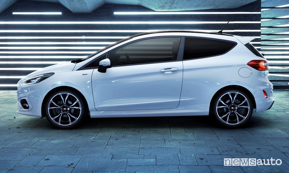 Ford Fiesta MHEV ADAS Adaptive Cruise Control con Stop&Go e Speed Sign Recognition