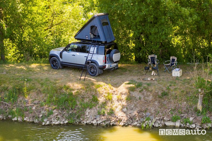 Tenda da tetto Autohome aperta Land Rover Defender 110 ottimo per viaggi in natura