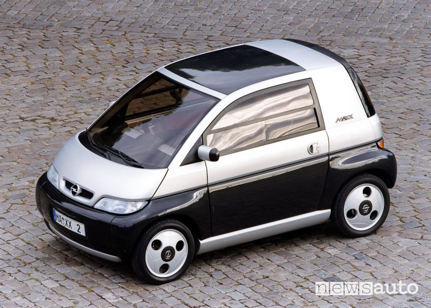 Vista di profilo Opel Maxx, prototipo del 1995