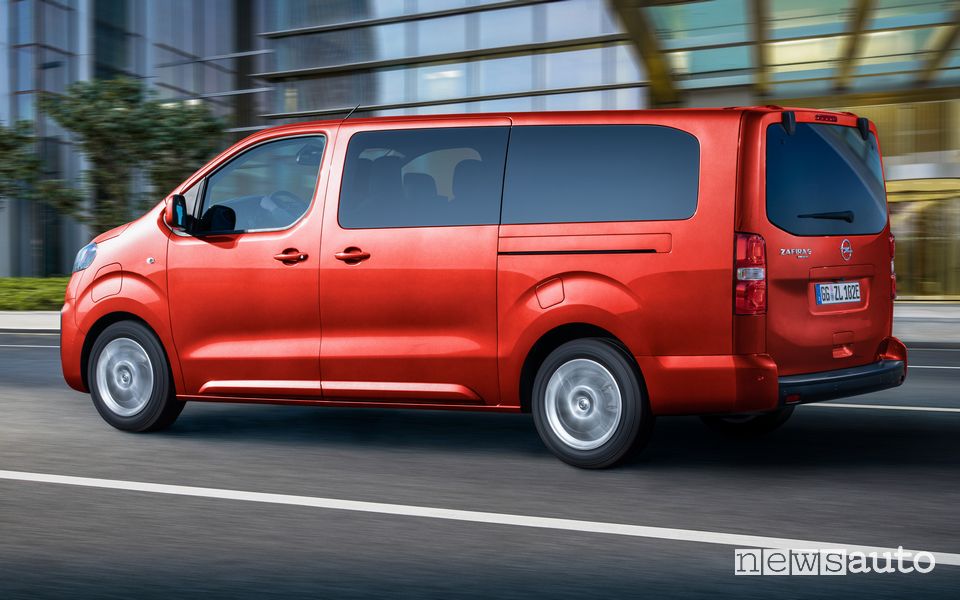 Opel Zafira e-Life elettrica prezzo quanto costa