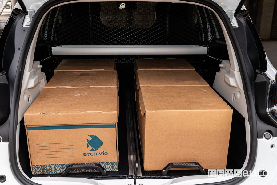Vano di carico per 6 scatoloni Renault Zoe Van