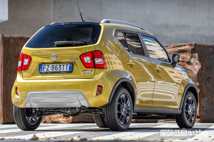 Vista posteriore Suzuki Ignis Hybrid 2020