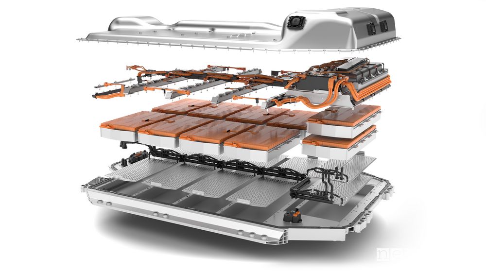 Batteria al litio BMW iX3 SUV elettrico