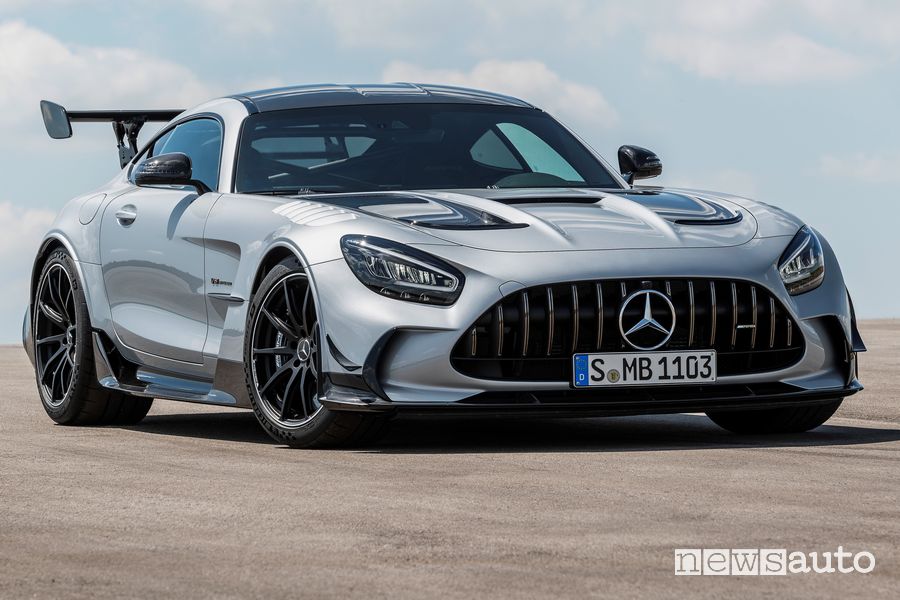 Vista di profilo Mercedes-AMG GT Black Series