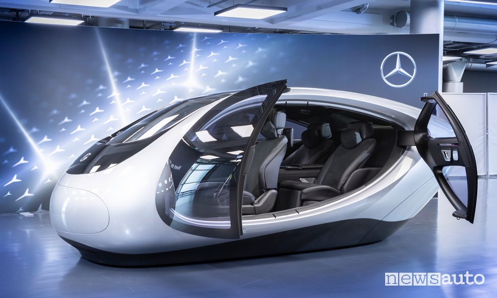 Anteprima dell'abitacolo della nuova Mercedes-Benz Classe S