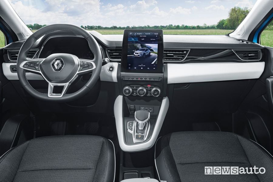 Plancia strumenti abitacolo Renault Captur E-Tech ibrido plug-in
