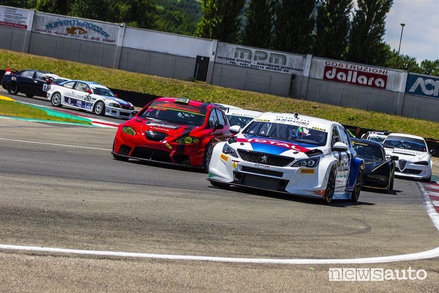 Peugeot 308 TCR gara turismo Varano ATCC