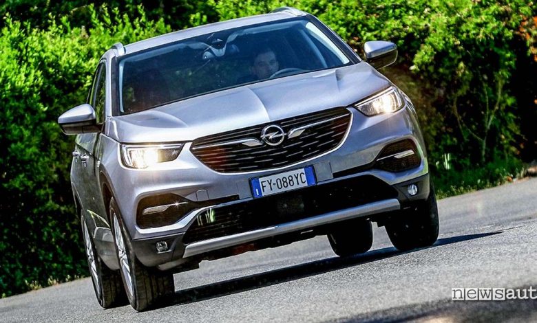 prova su strada Opel Grandland X 1200 turbo 2020