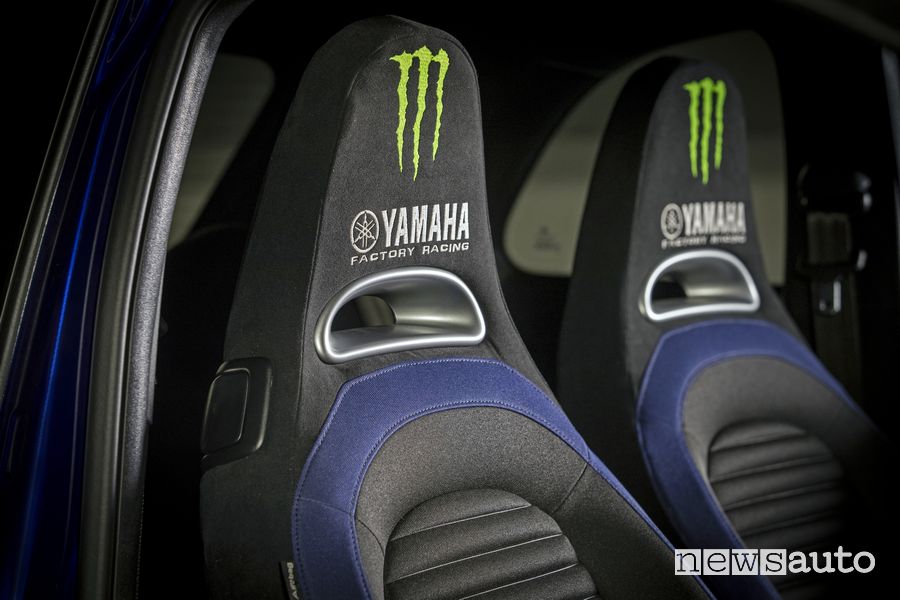 Poggiatesta sedili anteriori Abarth 595 Monster Energy Yamaha
